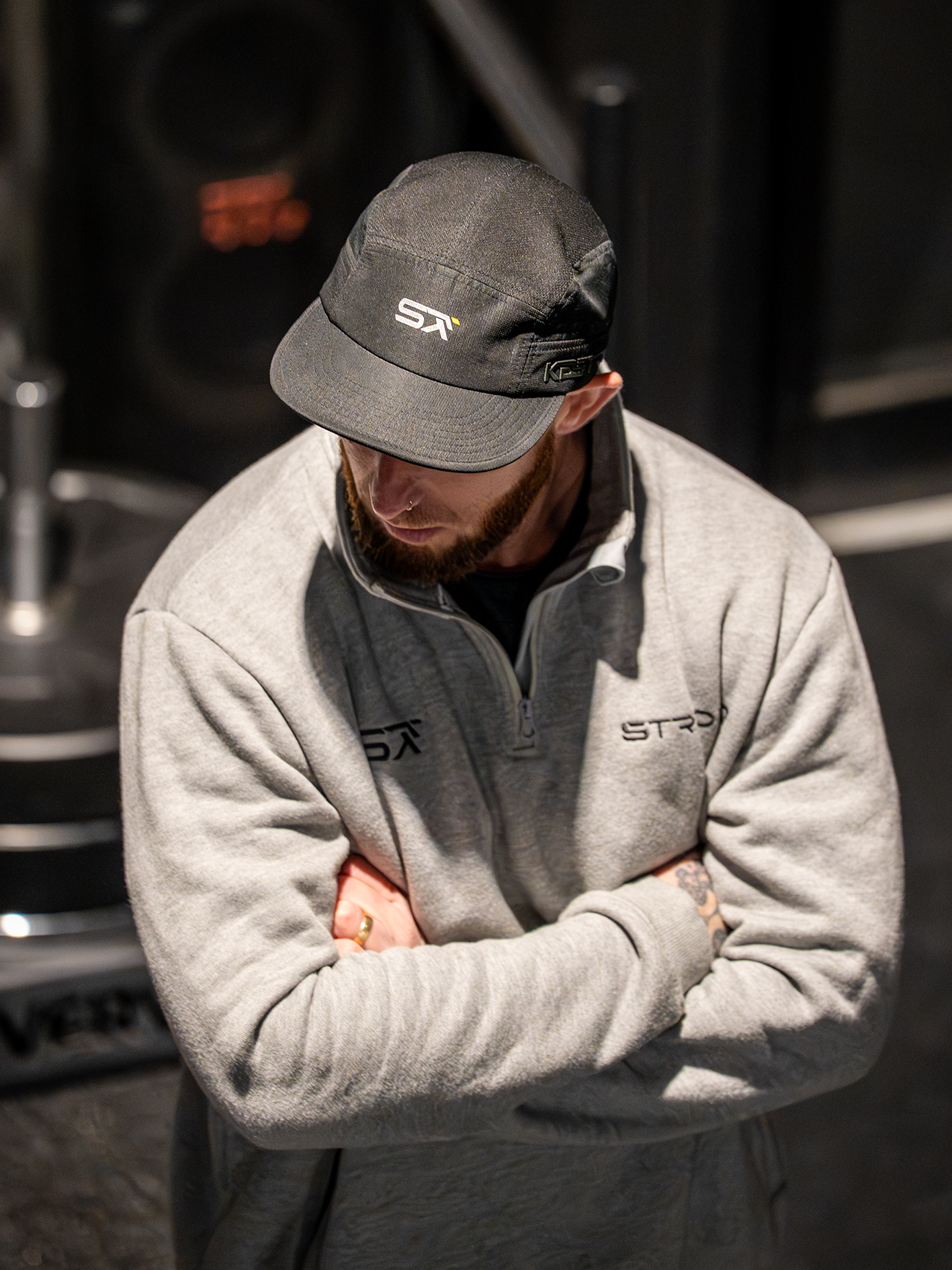 STRYD RUNN REFLECTIVE CAP - BLACK