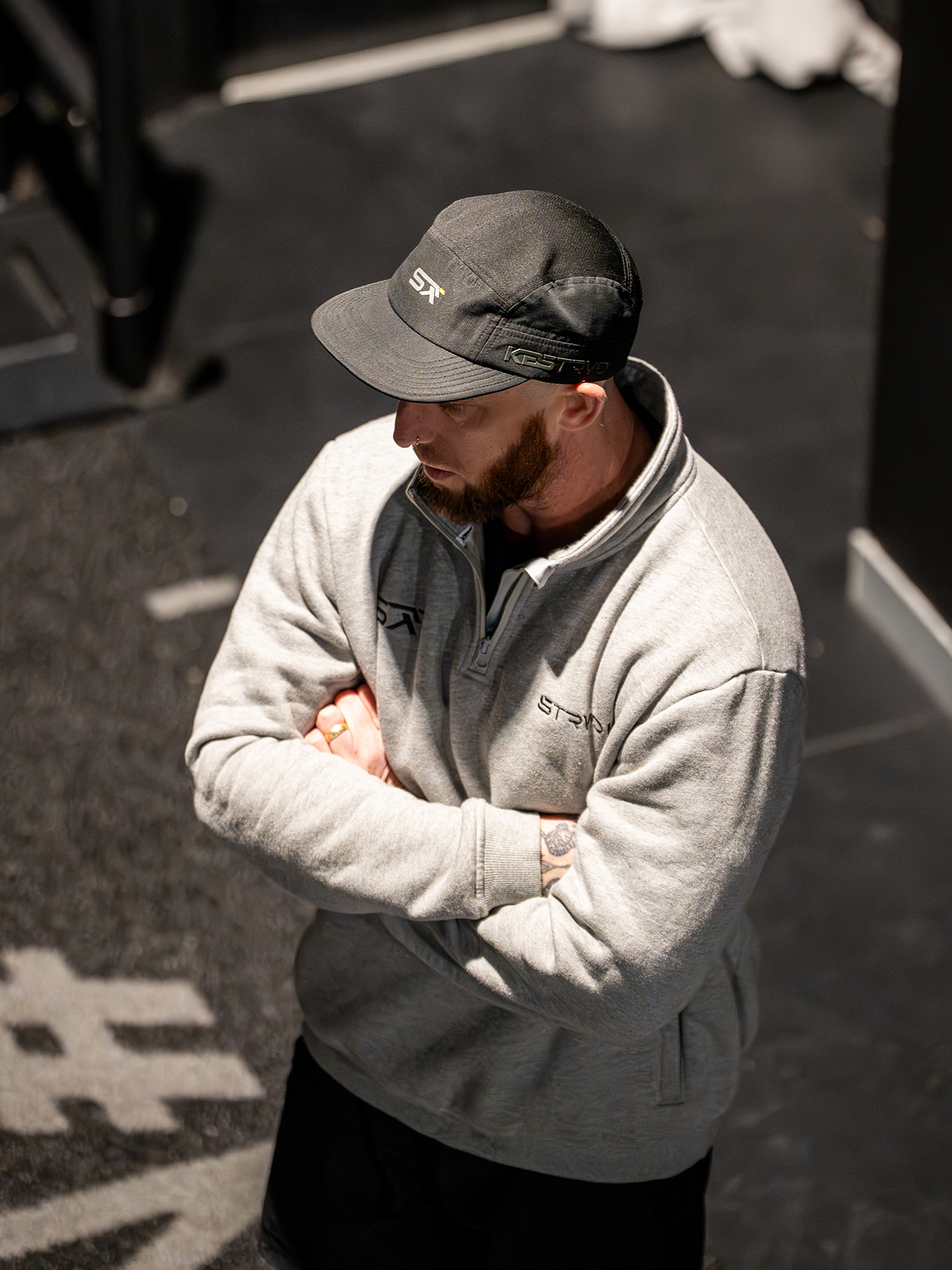 STRYD RUNN REFLECTIVE CAP - BLACK